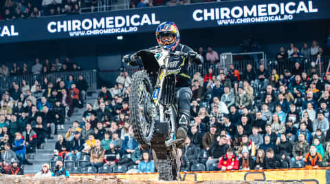 Jonny Walker Secures Second Place at Superenduro Round Three in Romania